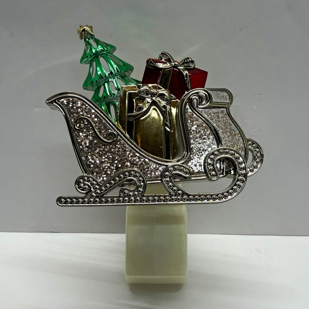 Bath & Body Works Wallflowers Plug-In Warmer Christmas Sleigh Silver Lightup